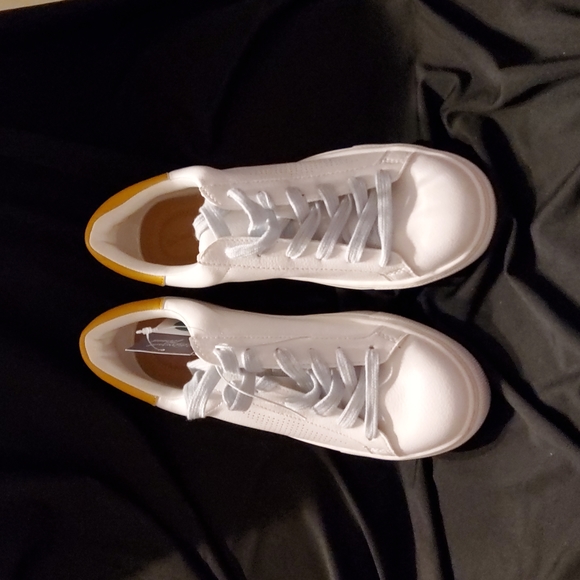 Brand New Women's Universal Thread Cadey Multicolor - Picture 2 of 5